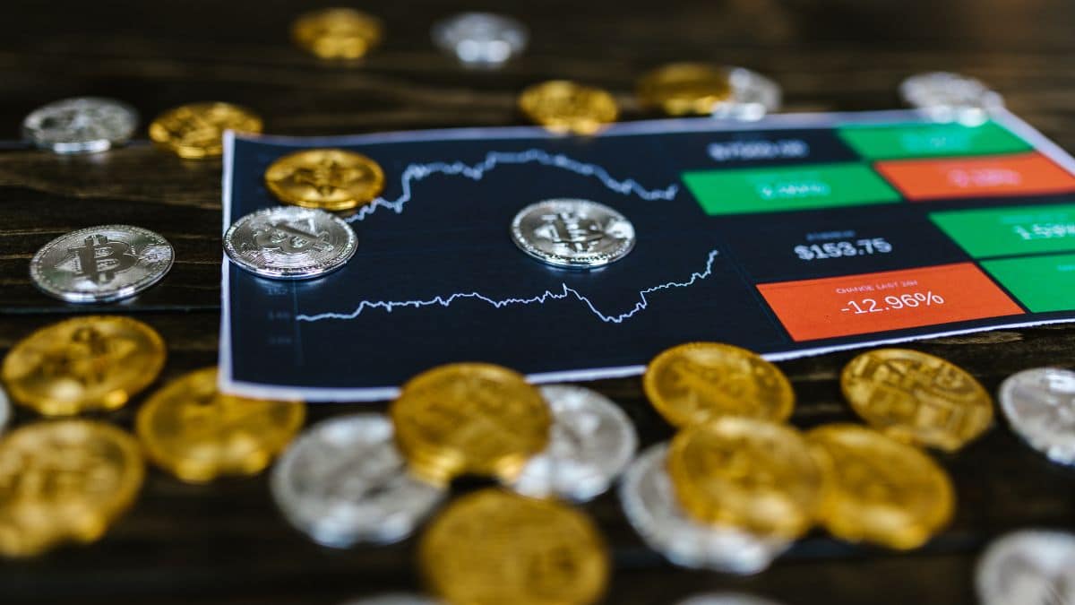 Bitcoin se mantiene por encima de $16k, mientras que el número de direcciones de Ethereum con pérdida alcanzó un nuevo máximo histórico a pesar de que ETH recuperó $1,200.