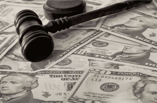 Binance, CZ, and 3 Influencers Named in $1B Lawsuit