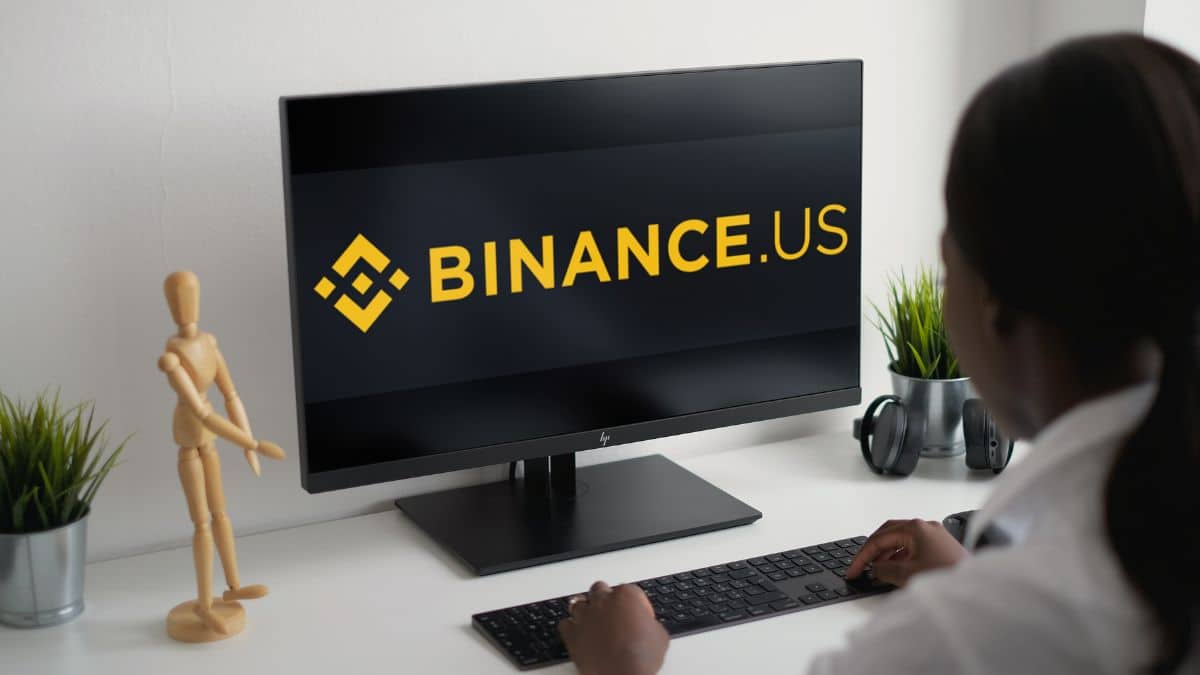 Two additional executives have left the Binance US crypto exchange including the head of legal and chief risk officer.