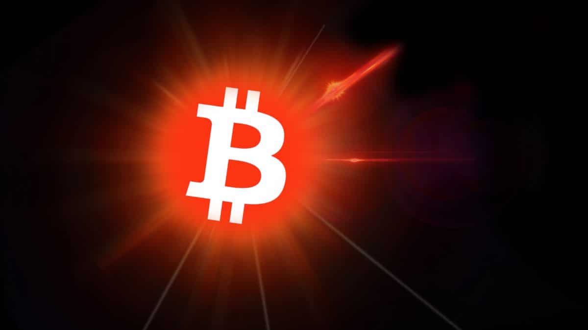 Bitcoin superó repentinamente el nivel de precios $34,000 el 23 de octubre cuando el ETF al contado de BlackRock Bitcoin cotizaba en DTCC.